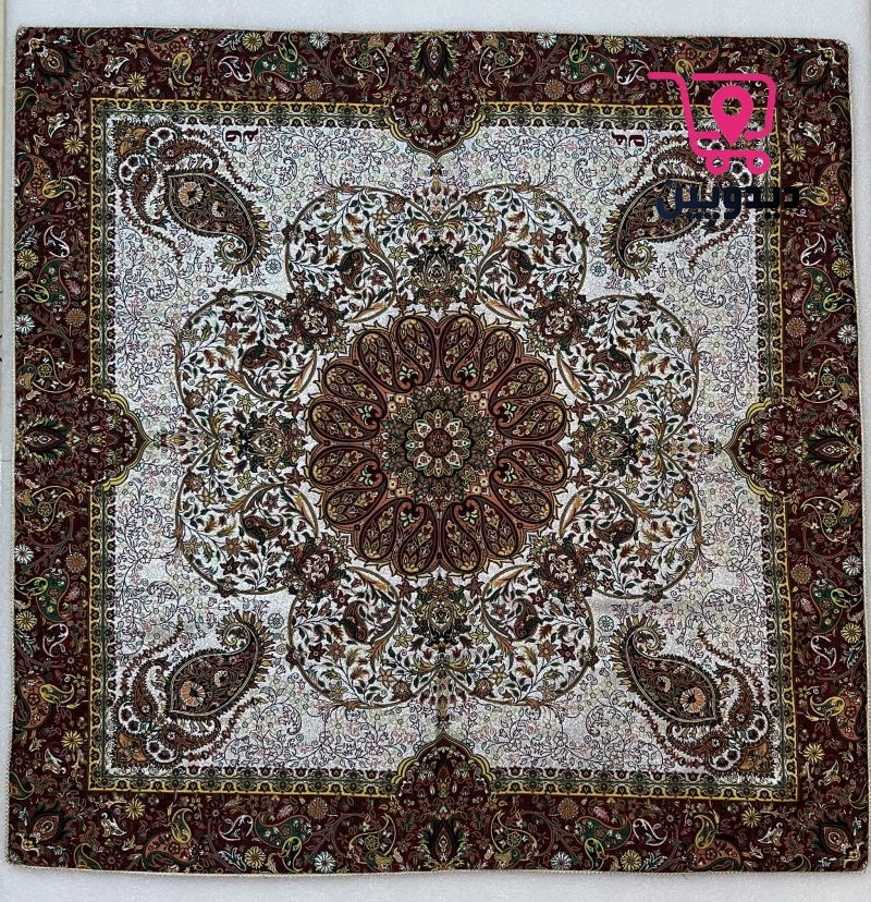 رومیزی ترمه یک در یک متر طرح سنتی رنگ طوسی زرشکی