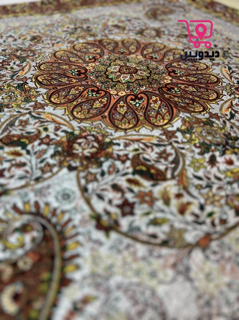 رومیزی ترمه یک در یک متر طرح سنتی رنگ طوسی زرشکی